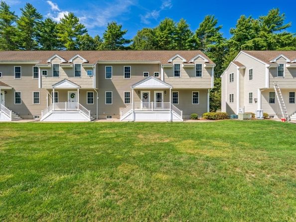14 Pineridge Way 14, Middleboro MA 02346