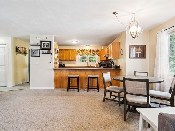 14 Pineridge Way 14, Middleboro MA 02346