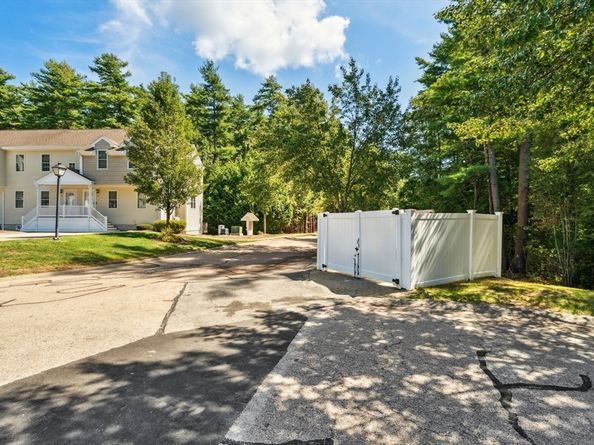 14 Pineridge Way 14, Middleboro MA 02346
