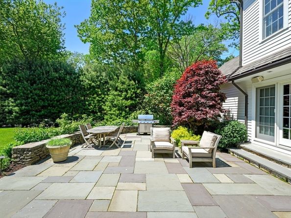 3 Ravine Rd, Wellesley MA 02481