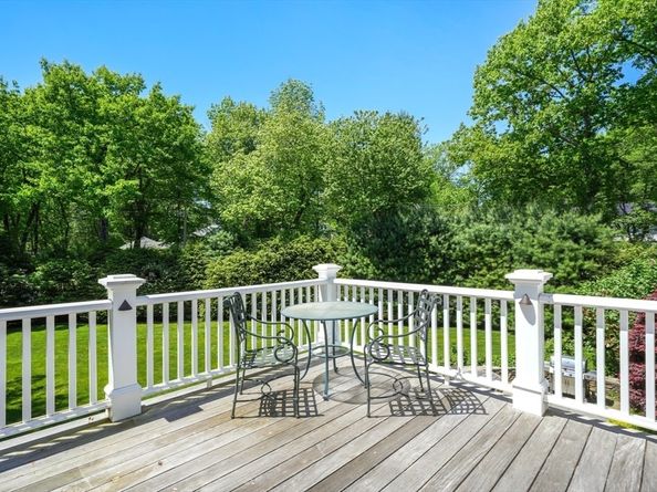 3 Ravine Rd, Wellesley MA 02481