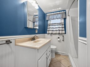 16 Angie Rd, Billerica MA 01862
