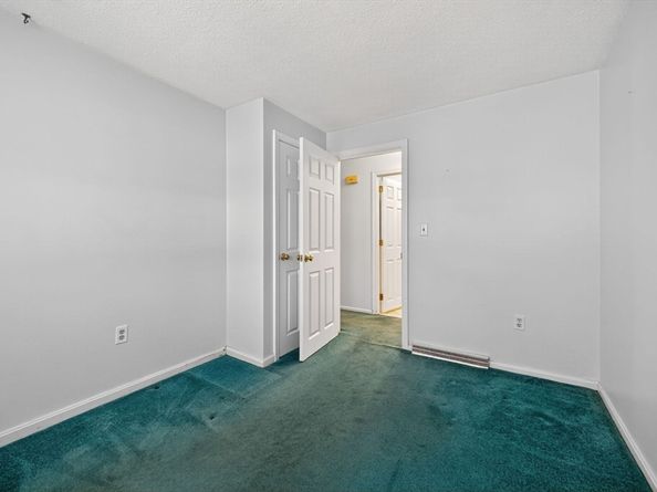 16 Angie Rd, Billerica MA 01862