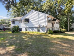 16 Angie Rd, Billerica MA 01862