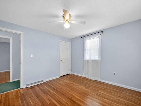 16 Angie Rd, Billerica MA 01862