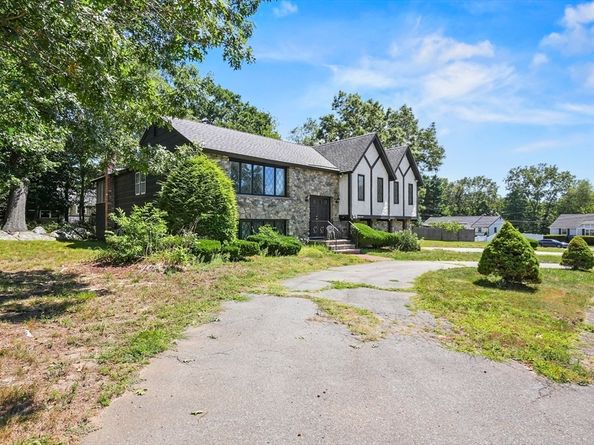 29 Decota Drive, Randolph MA 02368