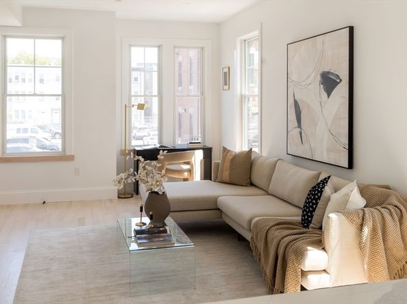 304 Paris Street 3, Boston MA 02128