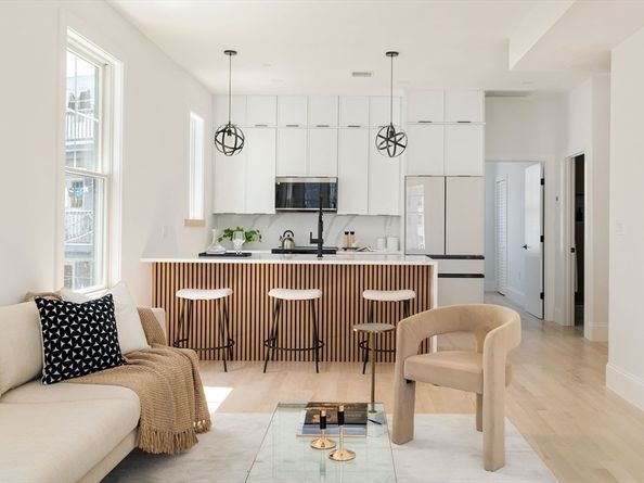 304 Paris Street 3, Boston MA 02128