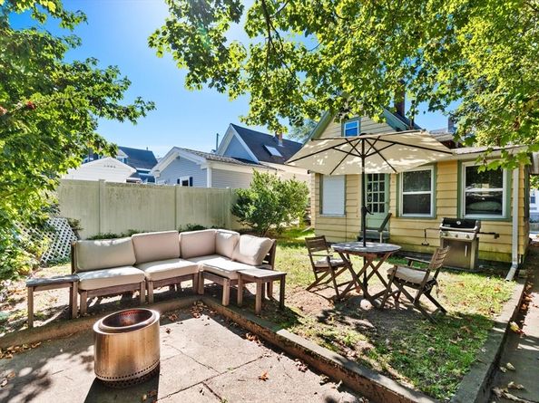 12 Harold Avenue, Gloucester MA 01930