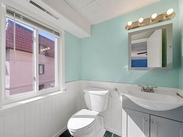 685 Oak Street 21  6, Brockton MA 02301