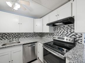 685 Oak Street 21  6, Brockton MA 02301