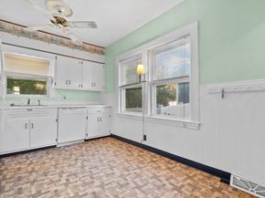 36 Boynton St, Waltham MA 02453