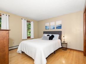 60 Allen Rd, Sturbridge MA 01566