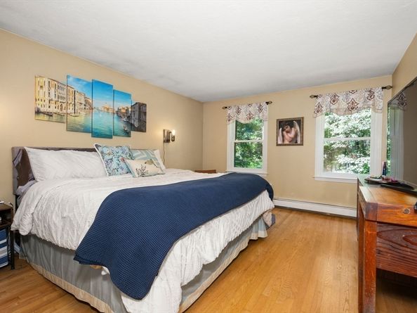60 Allen Rd, Sturbridge MA 01566