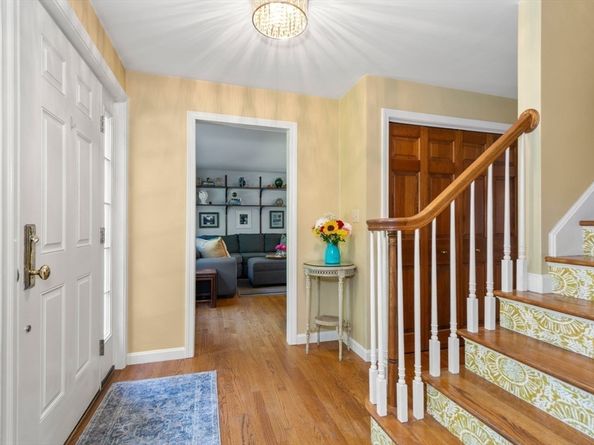 60 Allen Rd, Sturbridge MA 01566
