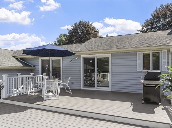 20 Hopkins Street, Wilmington MA 01887