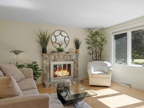 20 Hopkins Street, Wilmington MA 01887