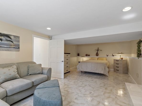 20 Hopkins Street, Wilmington MA 01887