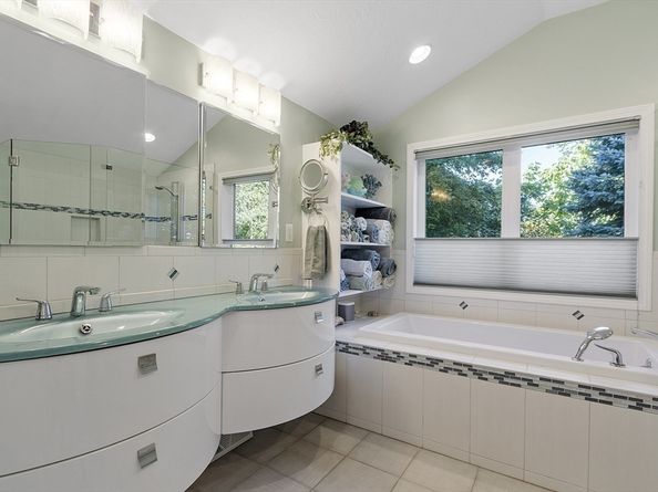 20 Hopkins Street, Wilmington MA 01887