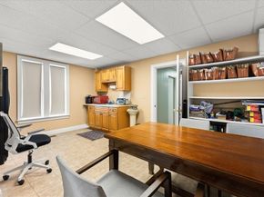 14 Cottage St, Brockton MA 02301