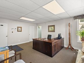 14 Cottage St, Brockton MA 02301