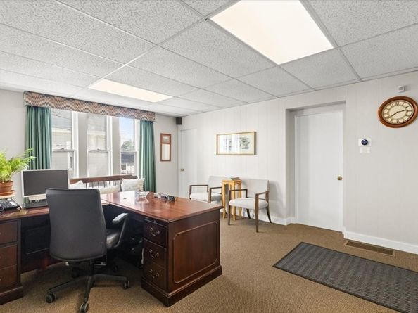 14 Cottage St, Brockton MA 02301