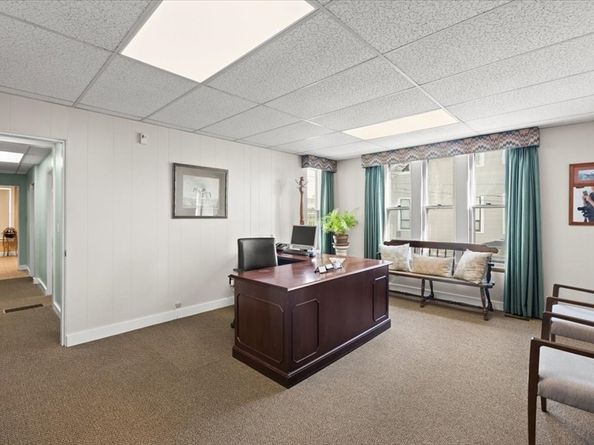 14 Cottage St, Brockton MA 02301