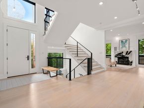 61 Lakeview Ave, Newton MA 02460