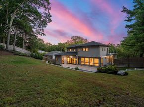 61 Lakeview Ave, Newton MA 02460