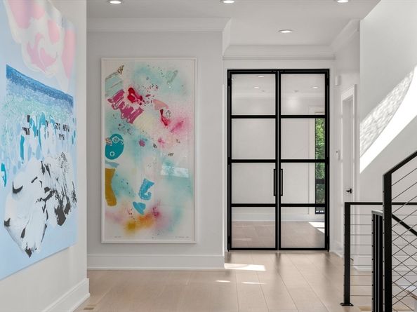 61 Lakeview Ave, Newton MA 02460