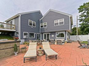35 Prospect Ave, Hull MA 02045