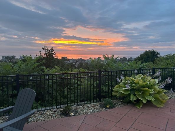 35 Prospect Ave, Hull MA 02045