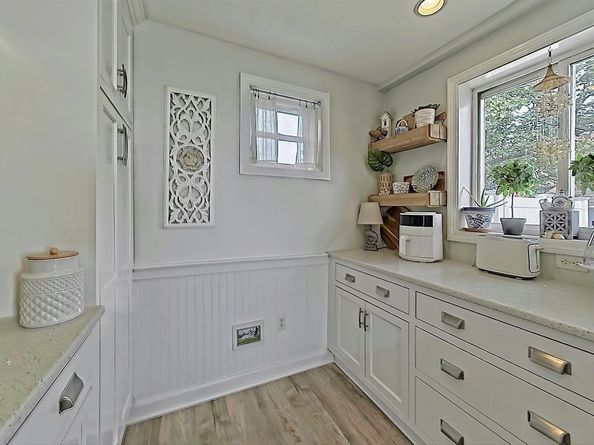35 Prospect Ave, Hull MA 02045