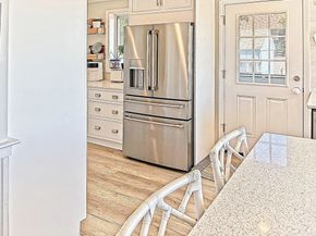 35 Prospect Ave, Hull MA 02045
