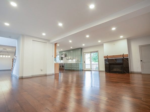 6 Talbot Farm Rd, Norwood MA 02062