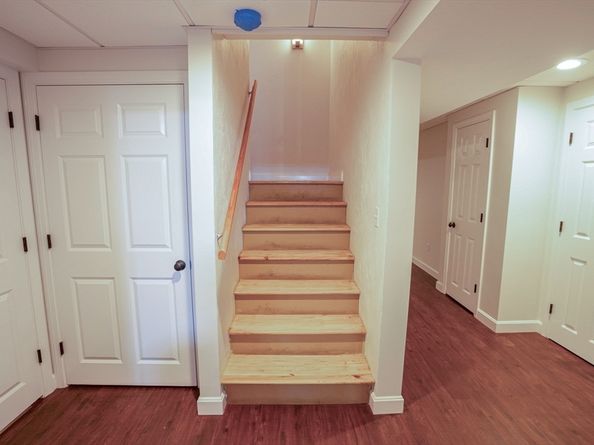 6 Talbot Farm Rd, Norwood MA 02062