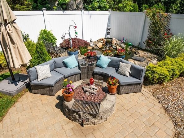 6 Talbot Farm Rd, Norwood MA 02062