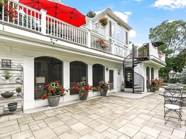 257 High Street, Winchester MA 01890