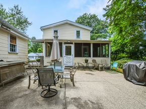 22 Beacon St, Woburn MA 01801