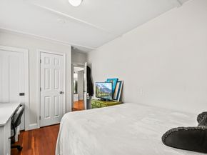 22 Beacon St, Woburn MA 01801