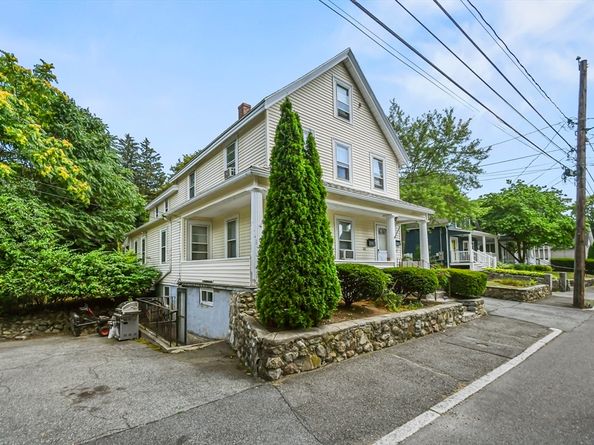 22 Beacon St, Woburn MA 01801