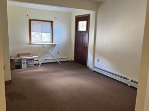 17 Thenius St, Worcester MA 01607