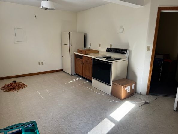 17 Thenius St, Worcester MA 01607