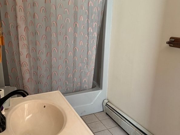 17 Thenius St, Worcester MA 01607