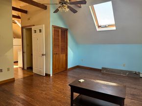 17 Thenius St, Worcester MA 01607