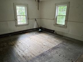 22 Belknap Ct, Concord MA 01742