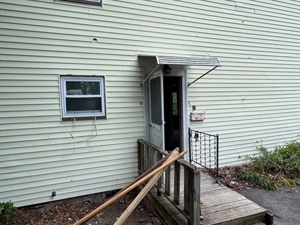 22 Belknap Ct, Concord MA 01742