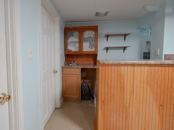 1853 Hyde Park Ave, Boston MA 02136