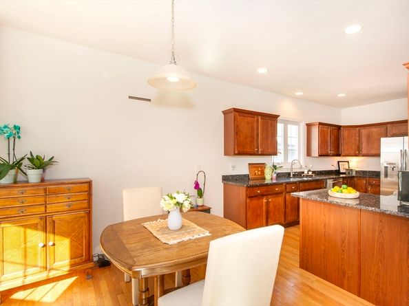 28 Picket Fence, Plymouth MA 02360