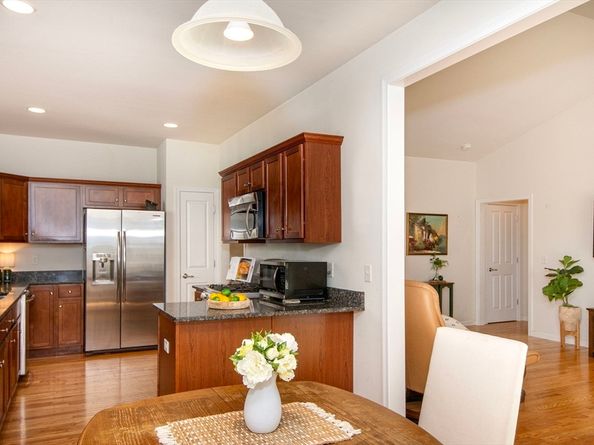 28 Picket Fence, Plymouth MA 02360